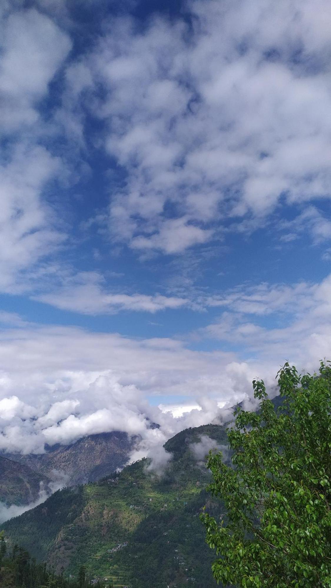 فندق Mountain Eyrie Banjār المظهر الخارجي الصورة